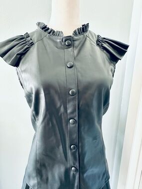 Marc New York Black Faux Leather Ruffle Cap Sleeve Button-Front Top